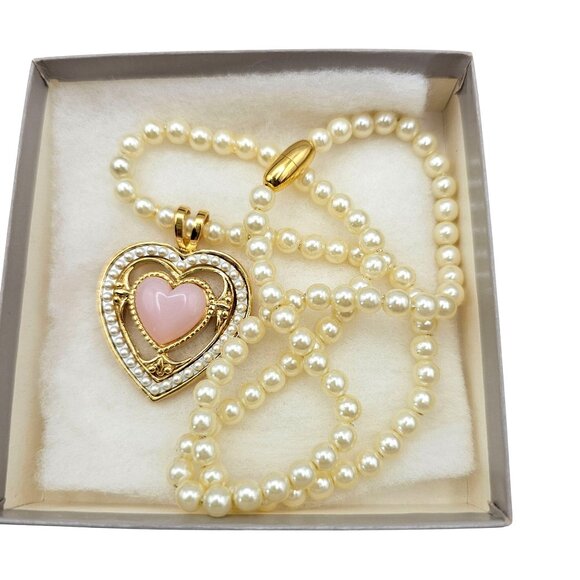 Victorian Heart Necklace 19" Faux Pearl Pink Heart Pendant Vintage 1987 Avon - Picture 4 of 10